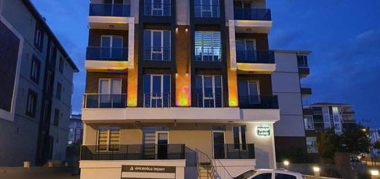 AMCAOLU EMLAK'TAN HASTANE KARISI NOVA SUITES 19'DA YEN 1+1