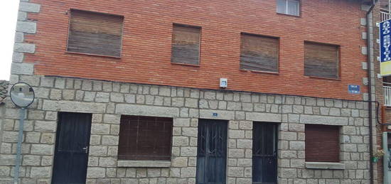 Casa de pueblo en venta en calle de la Costanilla, 1