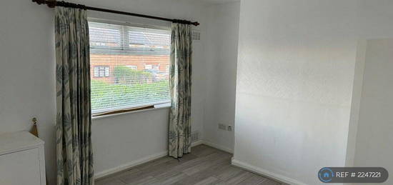 3 bedroom terraced house