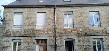 Maison de ville à Saint Aubin Du Cormier 122 m2