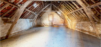 Grange - Gracay 3 pièce(s) 234 m2