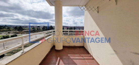 Apartamento T4 Com 121M2