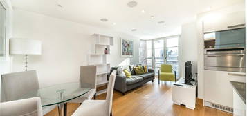 Flat to rent in Jerome House, 14 Lisson Grove, London NW1