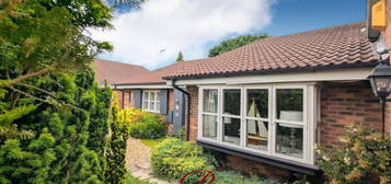 3 bed detached bungalow for sale