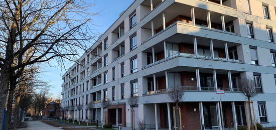 Attraktive und nahezu neuwertige 1-Zimmer-Wohnung mit EBK und West-Balkon