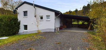 Idyllisches Ferienhaus | saniert | 98 m²  Wohnfläche | 3.700 m² Grundstück | Lorscheid bei Trier