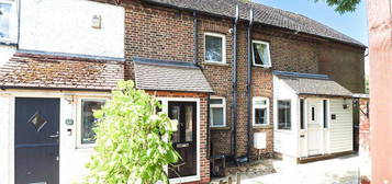 Terraced house to rent in Chiswell Green Lane, St. Albans, Hertfordshire AL2