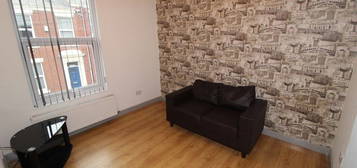 2 bed flat to rent