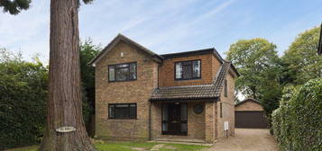 4 bedroom detached house