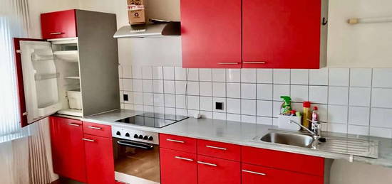 Geräumige Wohnung samt Einbauküche, Nähe Feldbach