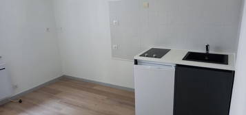 Appartement F1 avec kitchenette