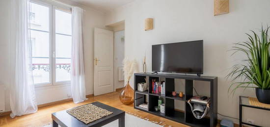 Charmant appartement 3 pièces de 48 m² à Paris