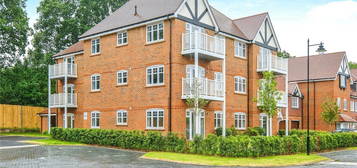 Flat for sale in Colville House, Sunninghill Square SL5