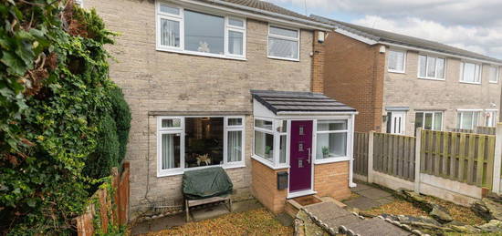 3 bed semi-detached house for sale