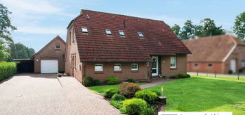 Modernisiertes Einfamilienhaus mit Weitblick und Wintergarten