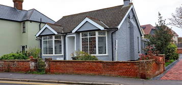 3 bed bungalow for sale