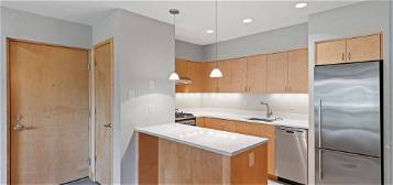 1, 2 & 3 Bedrooms Available, near U of M! Beautiful remodeled Apartments! Lauderdale, Saint Paul, MN 55108