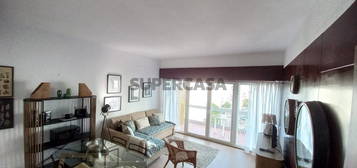 APARTAMENTO T1 MOBILADO EM CASCAIS - VISTA MAR