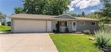 2404 S Stephen Ave, Sioux Falls, SD 57103