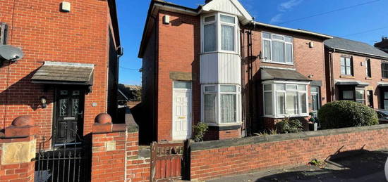 2 bedroom semi-detached house for sale