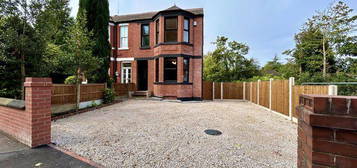 3 bedroom semi-detached house to rent