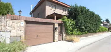 Chalet en calle del Jazm&#xED;n