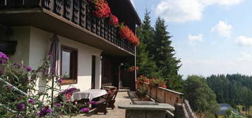 Almhaus mit 2 Wohnungen in Hochrindl mit Fernblick