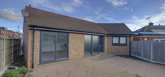 Bungalow for sale in Middletune Avenue, Milton Regis, Sittingbourne ME10