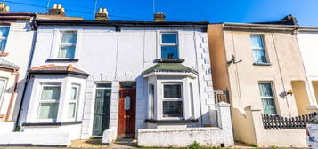 3 bed terraced house to rent