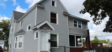 15 Deloney Ave SW Unit 2 UPPER, Grand Rapids, MI 49504