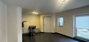 Freundliche 2,5-Zimmer-EG-Wohnung mit Terrasse und EBK in Öhringen