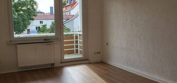 Kautionsfreie 2 -Raumwohnung mit Balkon im Erdgeschoss!