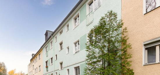 Practical Comfort - Gemütliche Hochparterre mit Balkon in einer ruhigen Seitenstraße