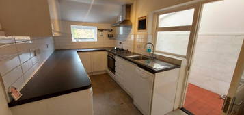 2 bedroom terraced house