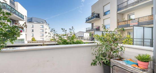 BEL APPARTEMENT DE 85M2 AVEC 3 CHAMBRES ET TERRASSE