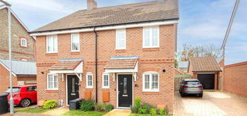 2 bedroom semi-detached house for sale