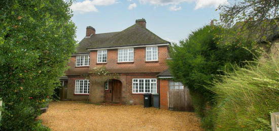 4 bedroom detached house