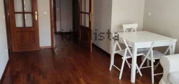 Piso en venta en calle do Conde de Torrecedeira, 31 b