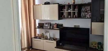 Vând apartament cu 2 camere