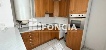 Appartement  à louer, 2 pièces, 2 chambres, 41 m²