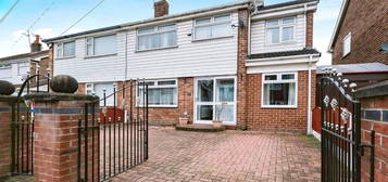 5 bed semi-detached house for sale