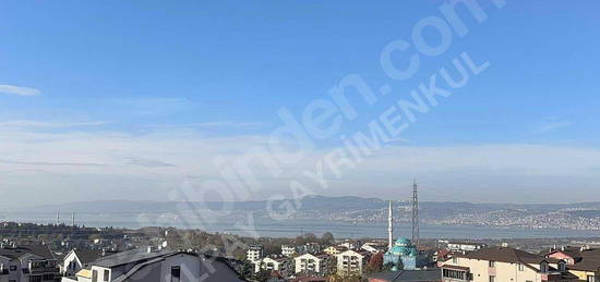 Alpay G.Y BAŞİSKELE YEŞİLYURT MAH 2+1 120 m2 deniz manzaralı