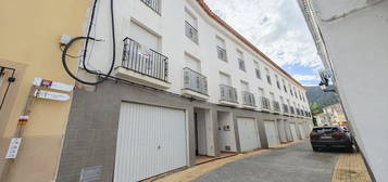 Casa adosada en venta en Calle Ramón Rubial C, 3, Castell de Castells