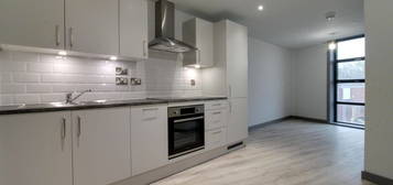 2 bed flat to rent