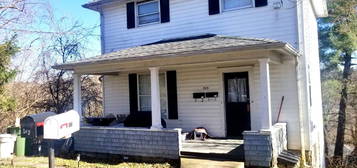 313 Raymond St, Morgantown, WV 26505