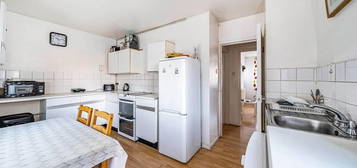 1 bedroom maisonette for sale