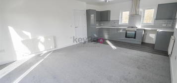 Flat to rent in Sussex Road, Chapeltown S35