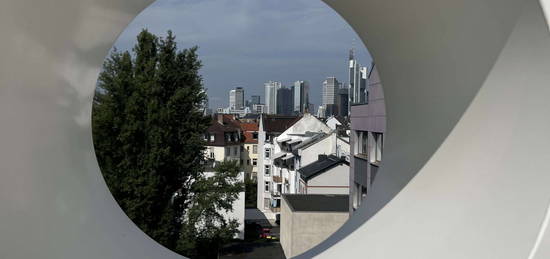 Erstbezug Exklusive Penthouse Wohnung Frankfurt Sachsenhausen, sofort frei ! Möbliert