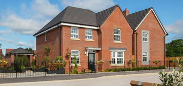 4 bed detached house for sale