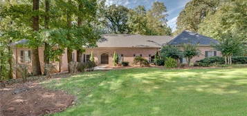 5551 Silver Ridge Dr, Stone Mountain, GA 30087